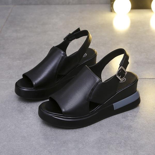 Black / 35