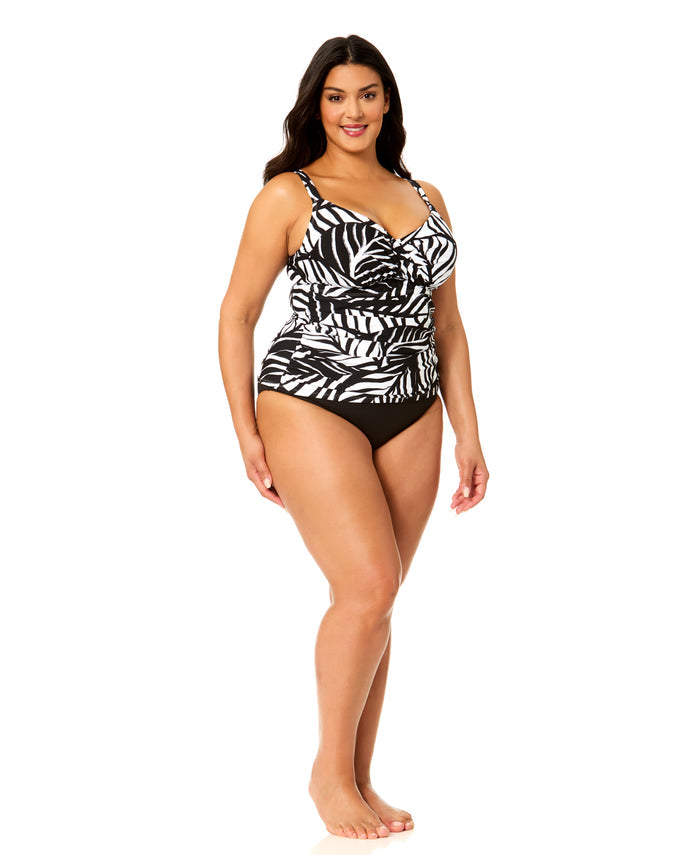 Women's Plus Bossa Nova Twist Front Underwire Tankini Swim Top